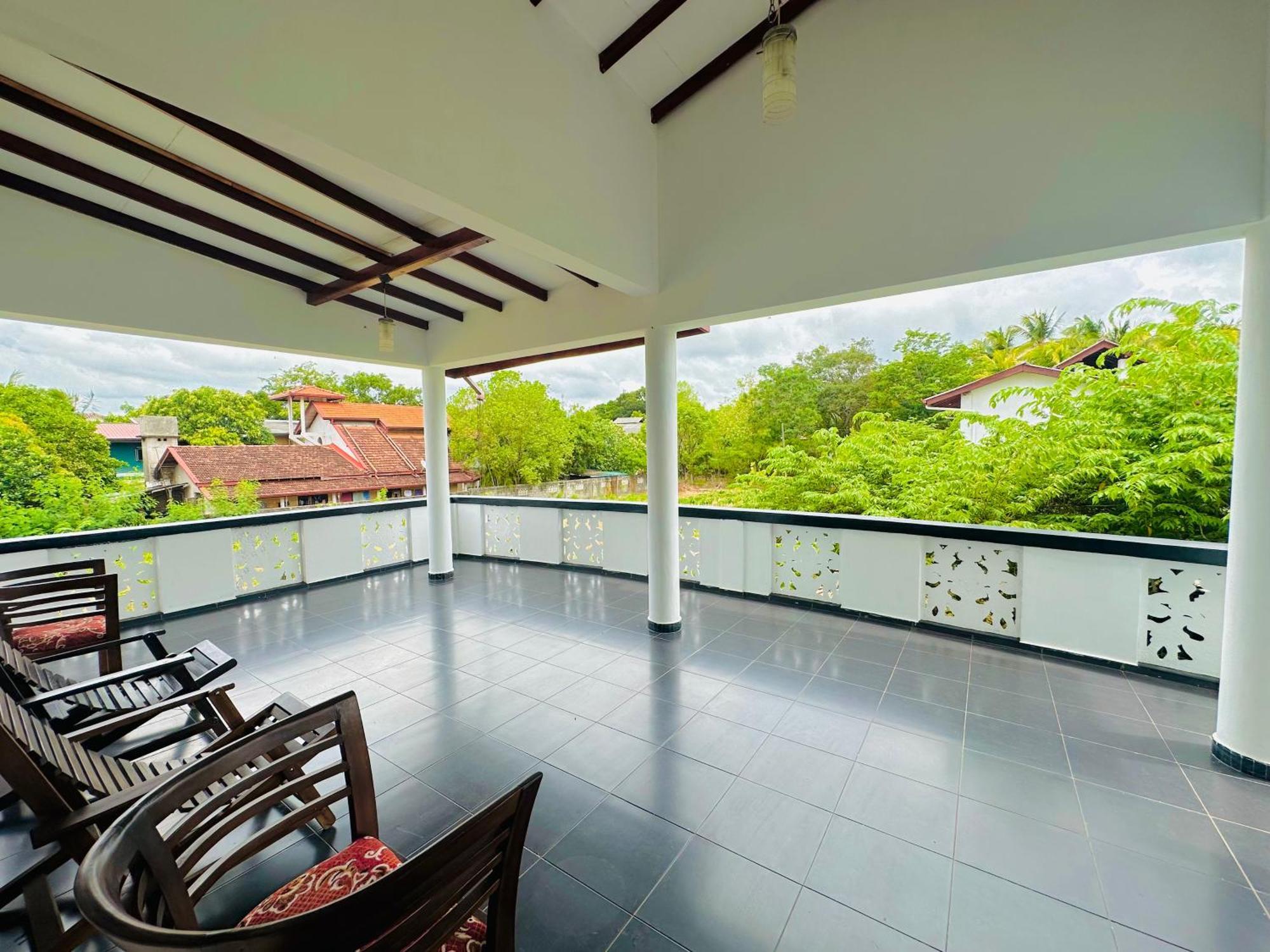 New Peacock Resort Dambulla Extérieur photo