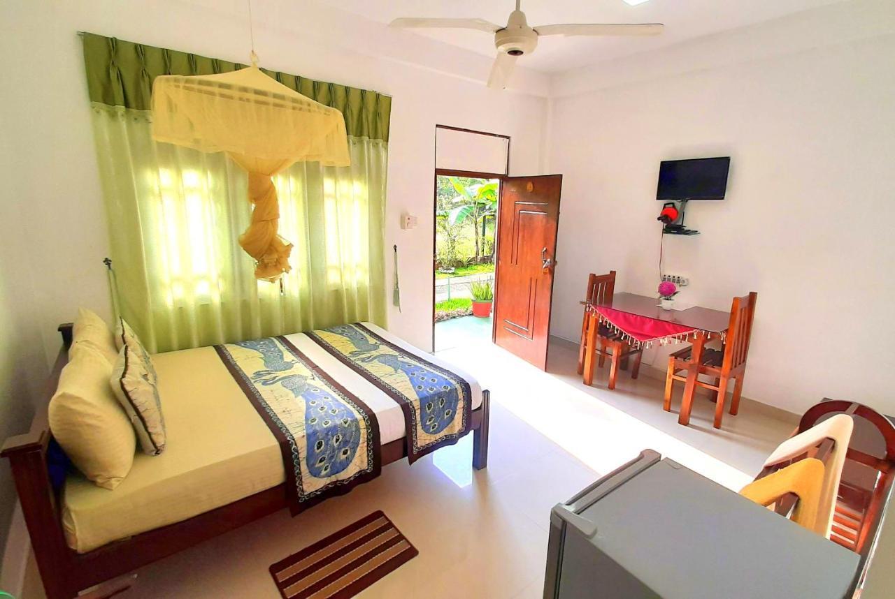 New Peacock Resort Dambulla Extérieur photo